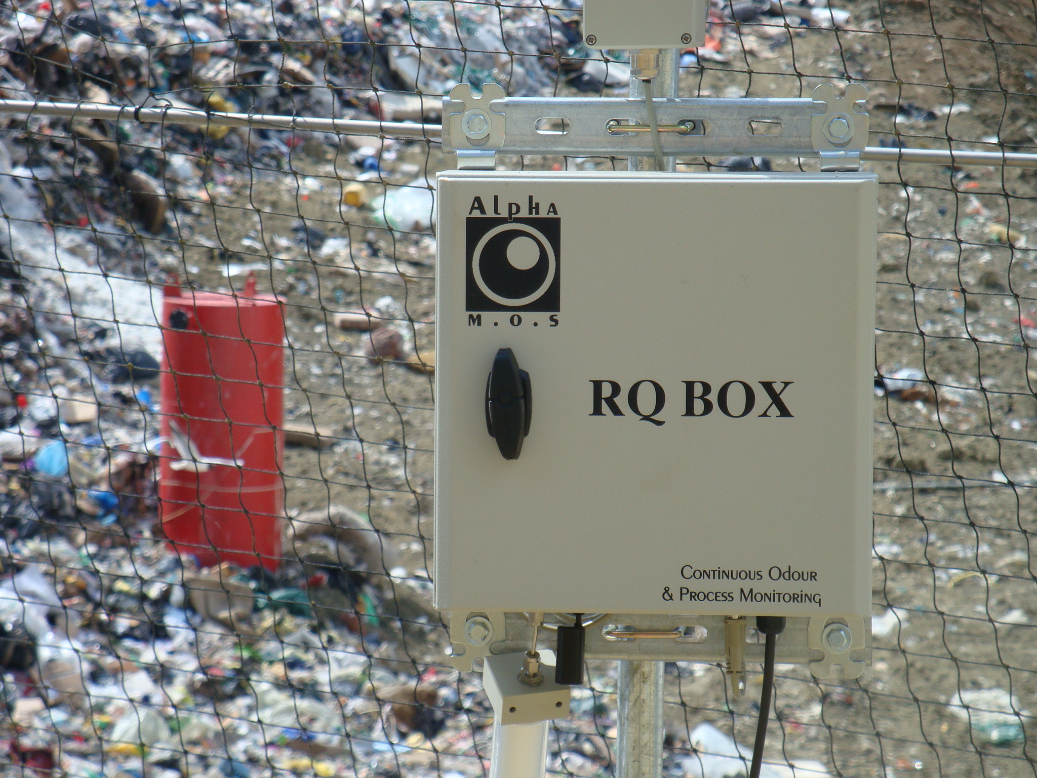 RQ Box Anywhere: surveillance des odeurs et des gaz polluants d'un ou plusieurs site(s) via Internet